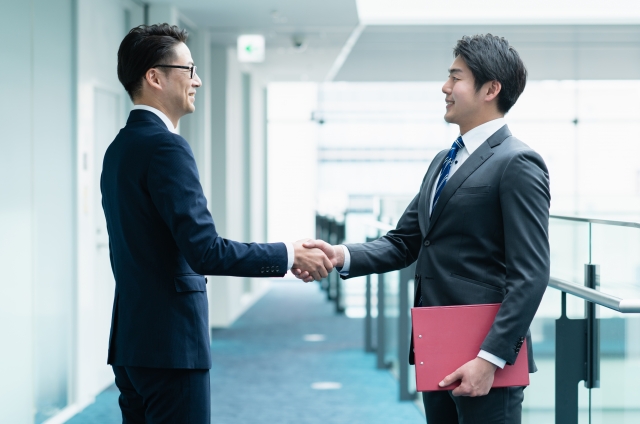 仕事が舞い込む